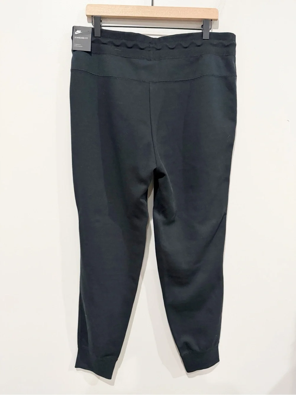 NIKE Sportswear Tech Fleece Women's Joggers Black White 931828-011 Size Large
